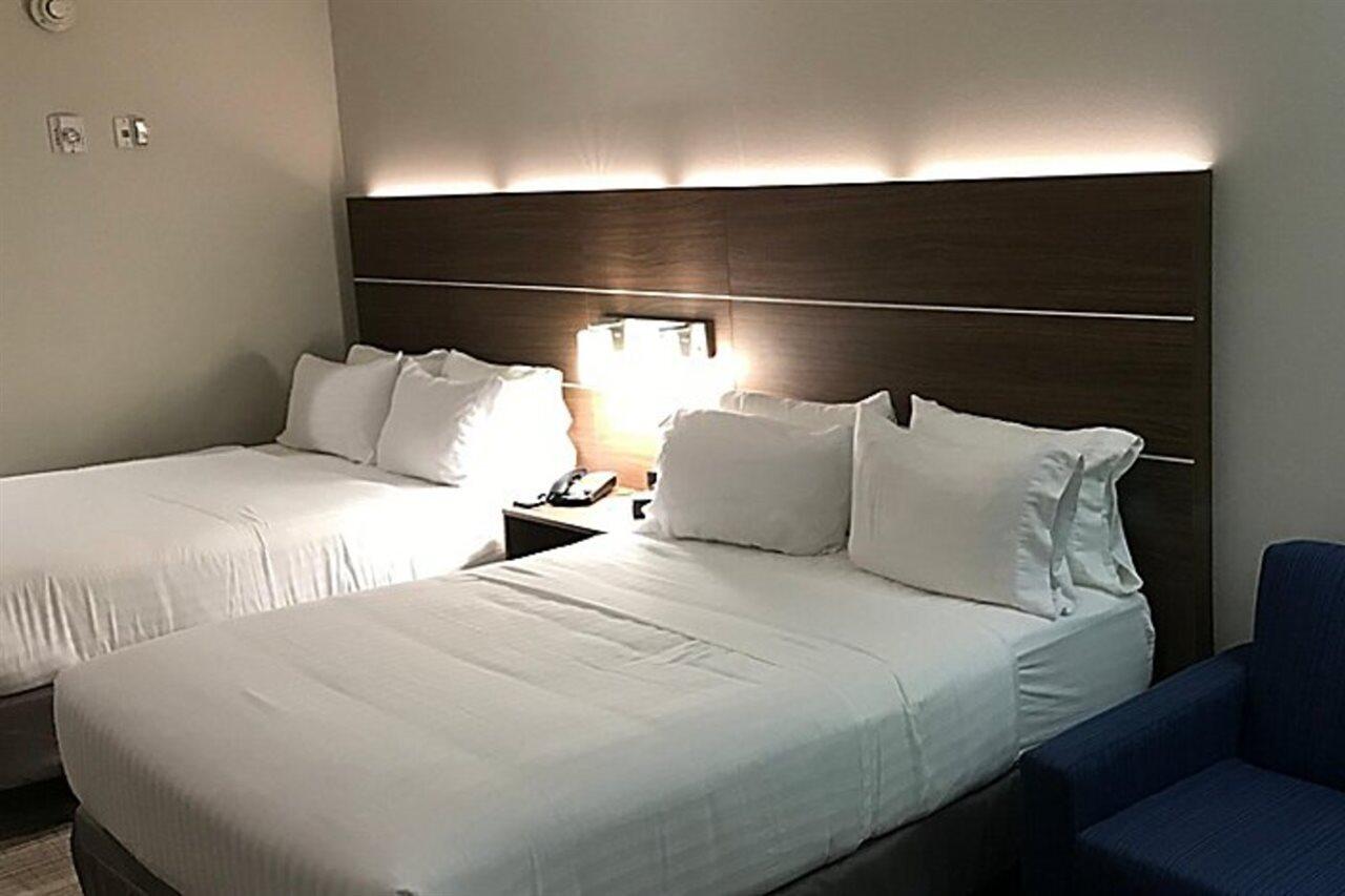 Holiday Inn Express & Suites Pineville-Alexandria Area Extérieur photo